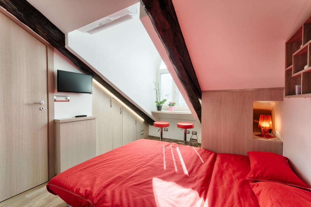 Multifunctional Stylish Studio ตูริน ภายนอก รูปภาพ